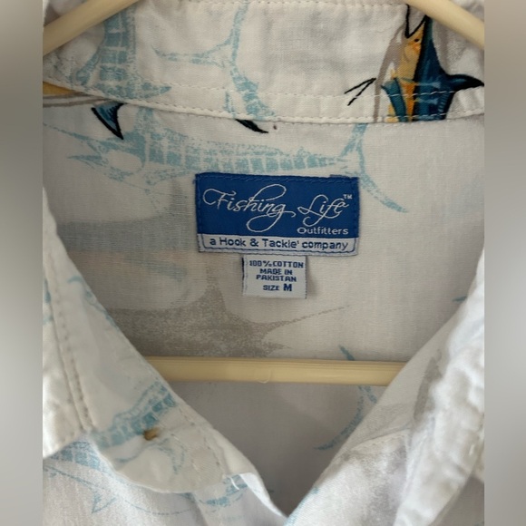 Fishing Life Outfitters Men’s Swordfish print button up preppy size medium - Picture 3 of 8